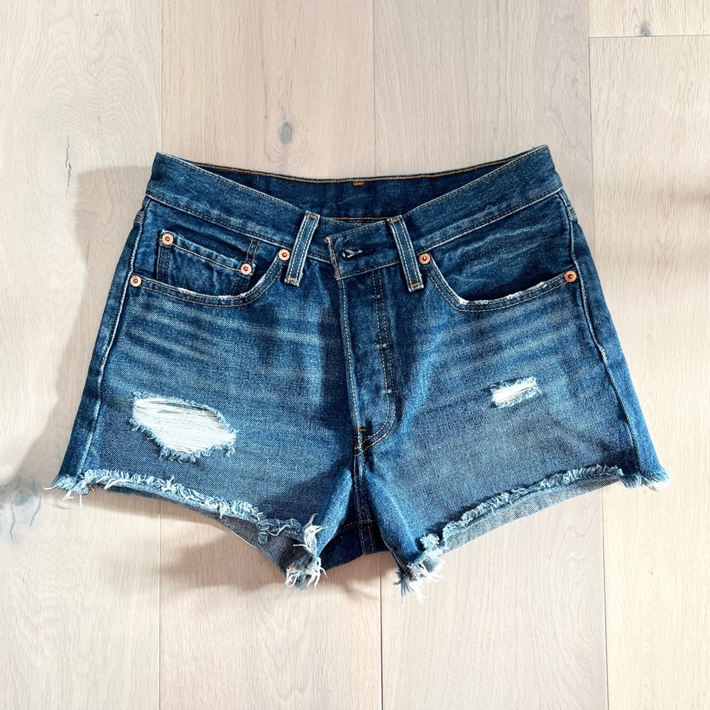 Levi’s distressed shorts